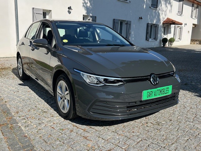 Volkswagen Golf 8